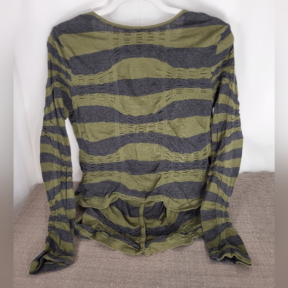 FREE PEOPLE Long Sleeve Top Small - Picture 5 of 11